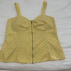 Liberty Crop Top Size Large For Woman, Whit Zipper , Perfect Conditions Used Once