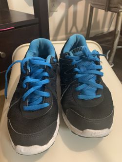 Boys Nike sneakers