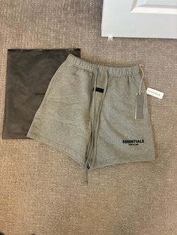 mens essential shorts size small