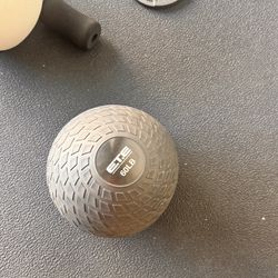 60 lb medicine ball hardly used