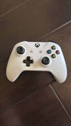 White Xbox One S