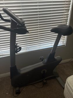 Vision Fitness E3200 stationary bike