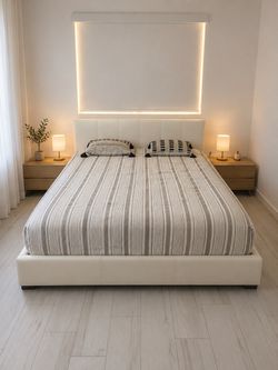 Modani Queen Bed with Mattress