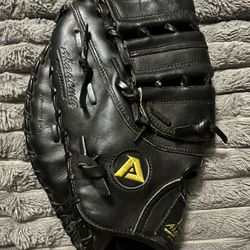 Left-Handed Akadema Baseball First Base Mitt