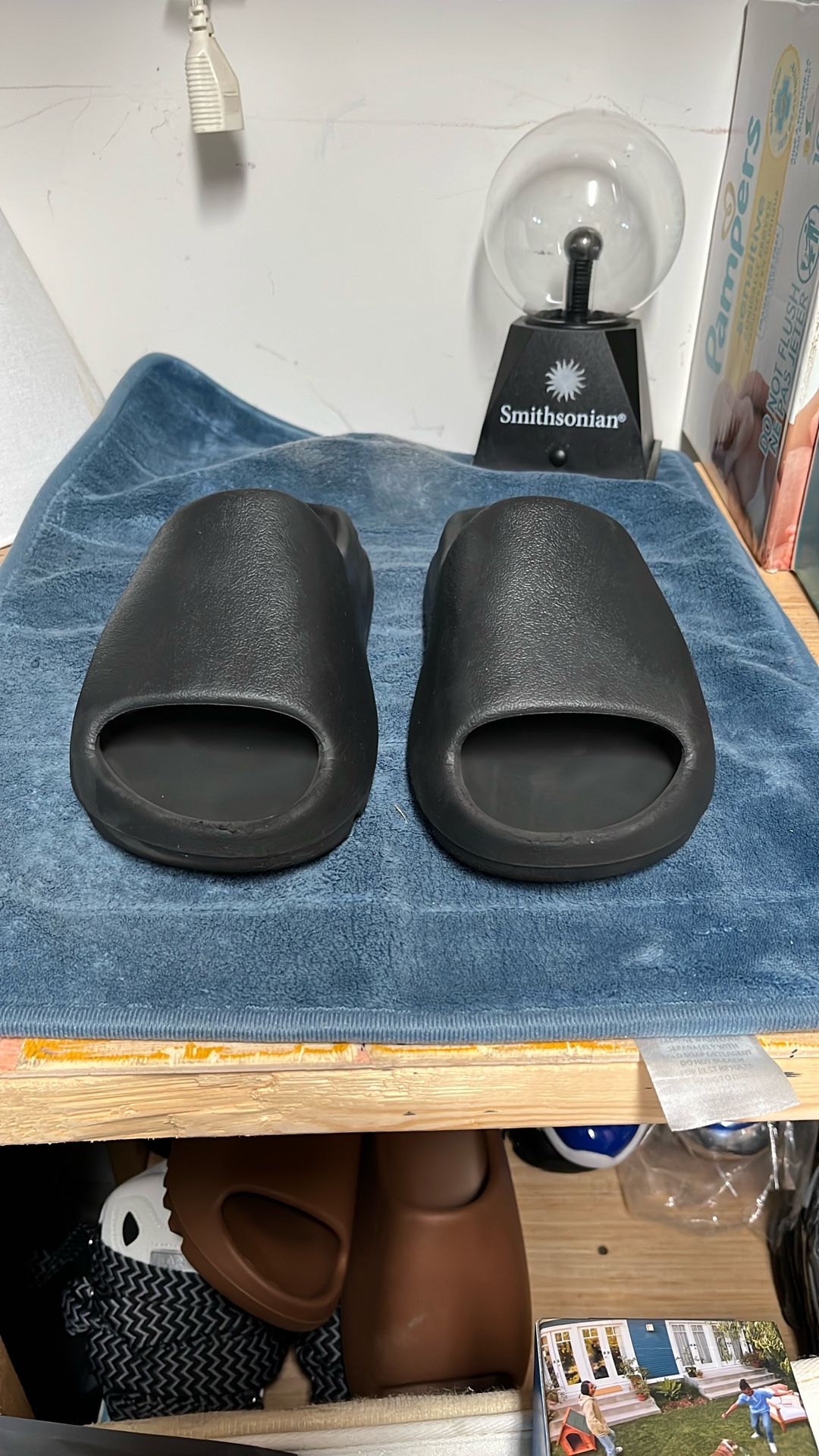 Yeezy Slides