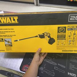Brand New Sealed Dewalt 550 Psi Power Cleaner Tool Only 