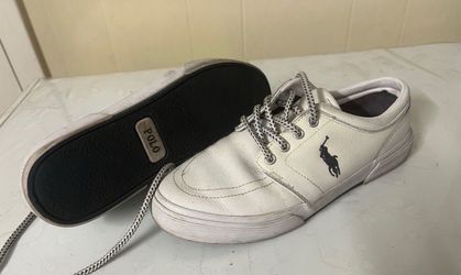 White Men Polo Pair of Shoes Size 8.5 in Excellent Condition