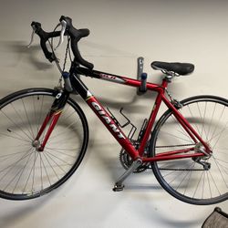 GIANT Road Bike