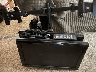 2 Samsung 22” Monitors + Dual Monitor Stand, Cables & Remote