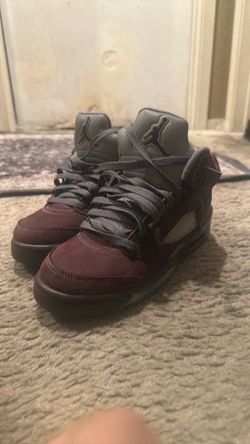Jordan 5s retro burgundy 2023