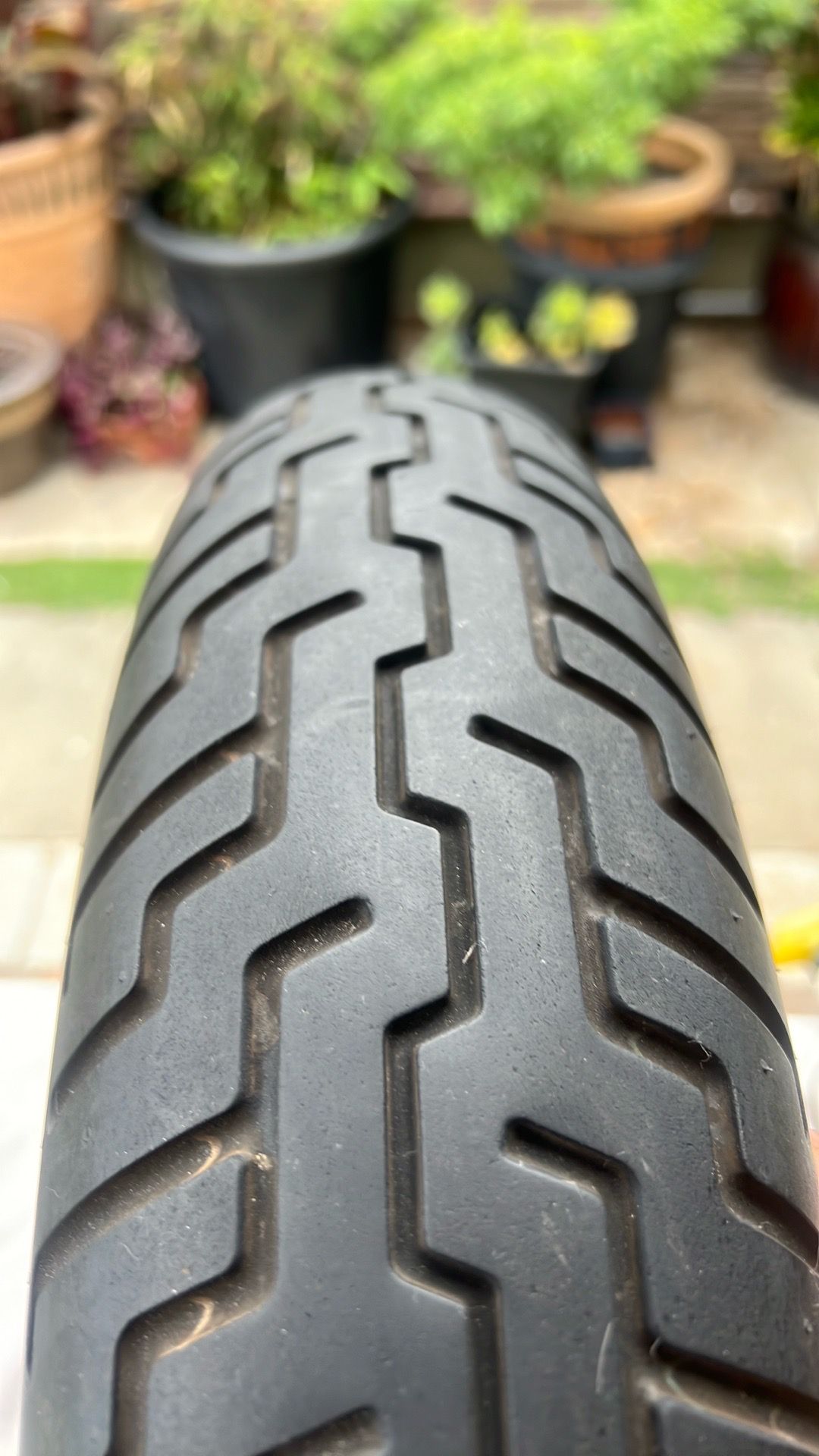Dunlop 130/90-16 67H front motorcycle tire