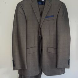 Billy, London men’s brand new gray suit