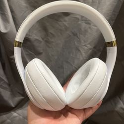 Beats Studio3 Wireless 