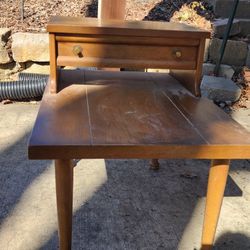 American of Martinsville End Table