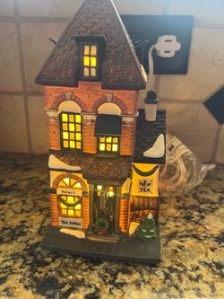 Dept 56, Potters Tea Seller