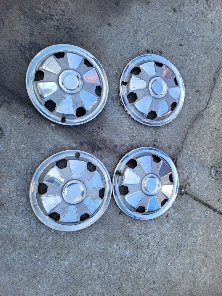 PARTS OF 1968 COROLLA 