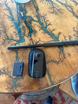 Insta 360 camera x4