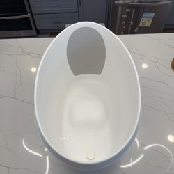 Schnuggle Toddler Bathtub