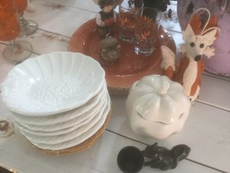 Miscellaneous fall things for decorating
