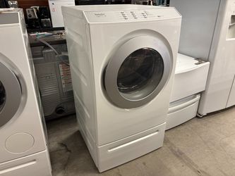 MIELE Touchtronic Gas Dryer Model #T9820