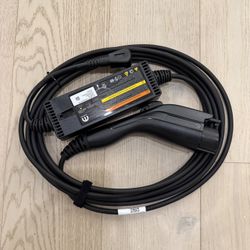 Portable EV Charger – J1772 / Tesla Compatible – OEM Mopar Jeep 4xe