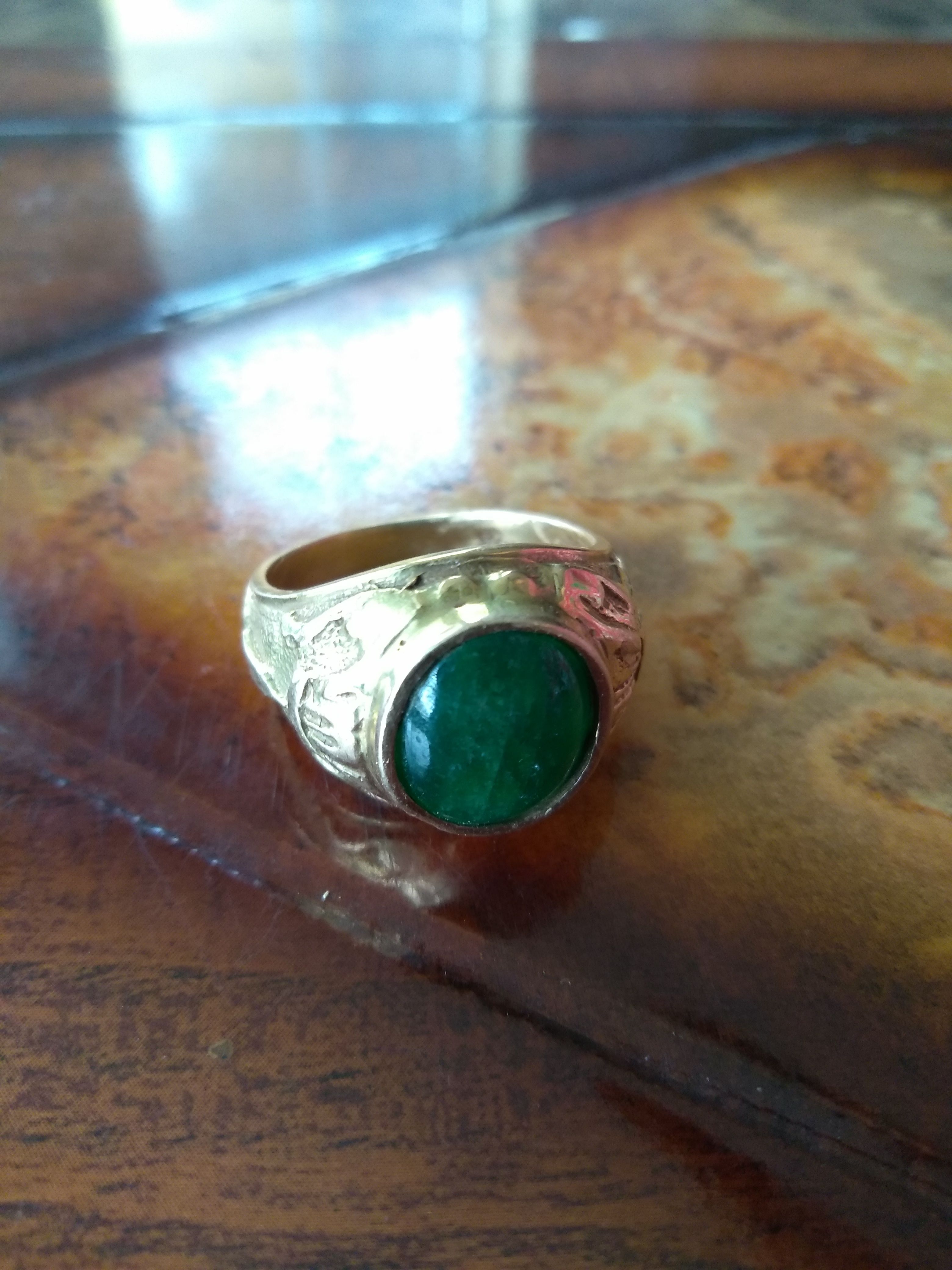 Original Izumrud emirald stone 18k gold