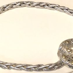 Bracelet Silver and Gold 17.2G 7.5” $200