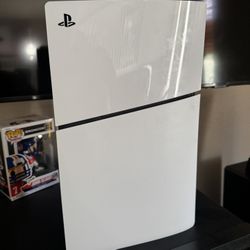 PS5 W/ Turtle Beaches 