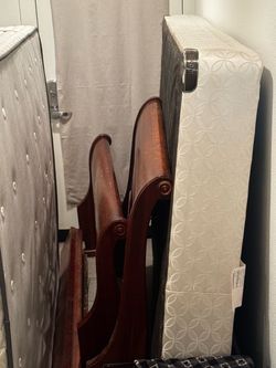 Wood Sleigh Bed Queen Bed