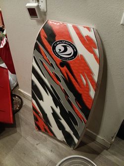 Maui pro 42 boogie board 25$