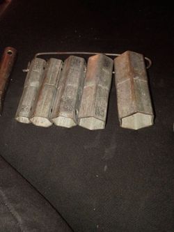 6 sockets
