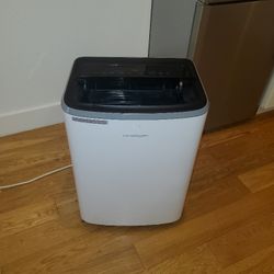 Portable Frigidaire AC 