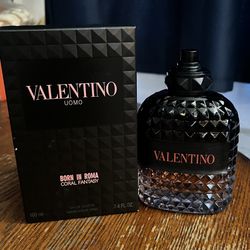 Valentino Perfume 