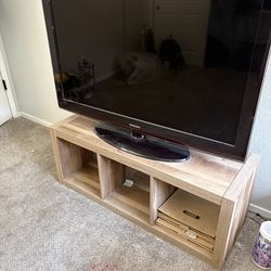 Samsung Tv 2009+ dresser/tv stand