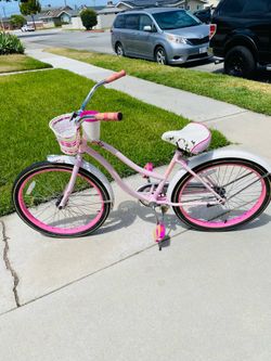 girls bicycle  see description for details