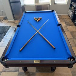Beautiful Pool Table Complete set Buckhorn 8ft slate