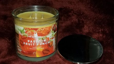Passion Fruit Punch 14 oz. Kohls Jar candle (retail $20)