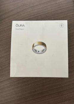 Gold Oura Ring 4 - Brand New