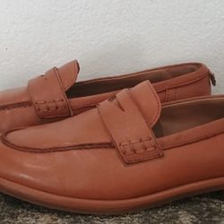 Sam Edelman Soft Tan Loafers, Size 7.  Nearly New. MSRP $165