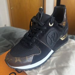 Louis Vuitton Sneakers 