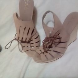 Women's Cole Haan/Nike Collaboration Wood Wedge Slingback Size 9 Shos