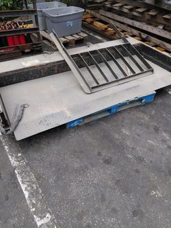 Back door truck lifting