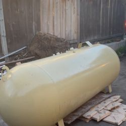 Propane Tank 250 Gallons