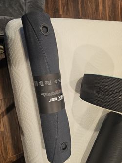 BEST FITNESS/ YOGA MATT AROUND