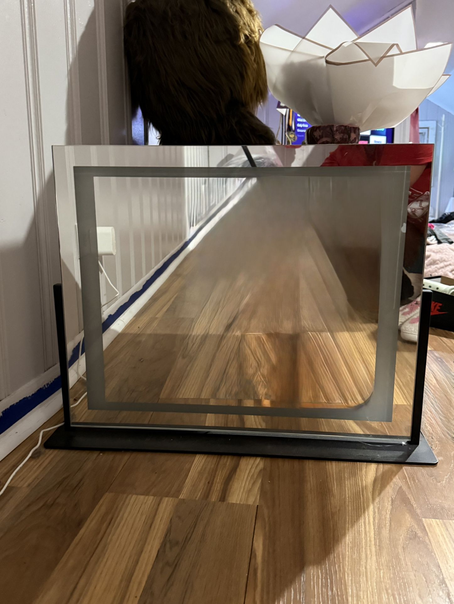 LED VANITY MIRROR