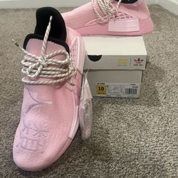 Pharrell  HU NMD PINK 