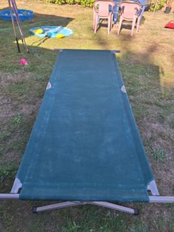 Camping cot