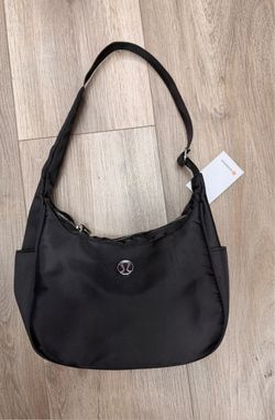 Lululemon Black Nylon Shoulder Bag