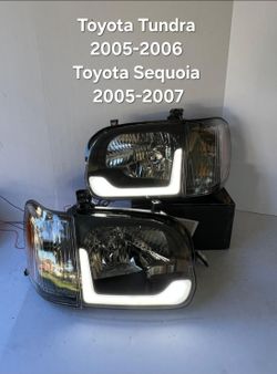 Toyota Sequoia 2005-2007 Headlights