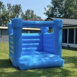 4 Mini Castles And Soft Play For Sale 